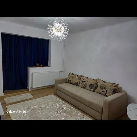 Garsoniera Luminoasa Διαμέρισμα Κραϊόβα Εξωτερικό φωτογραφία